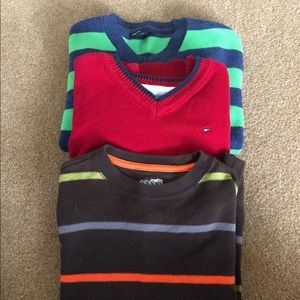 3 boys sweaters size 7.